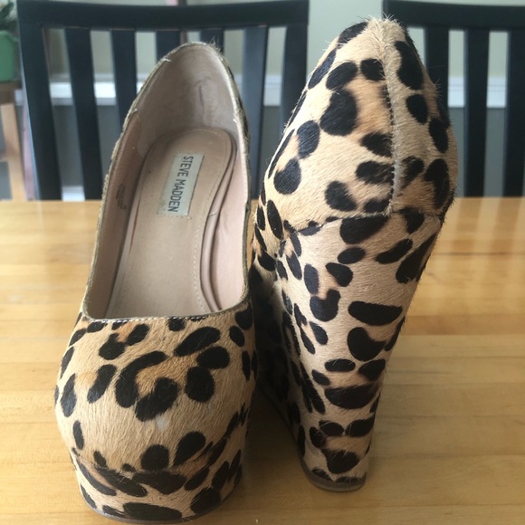 Steve Madden Pammyy Leopard 7.5 wedges - Picture 7 of 10